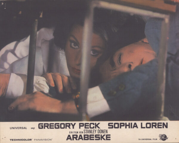 Arabeske (Gregory Peck, Sophia Loren) – Bild 3