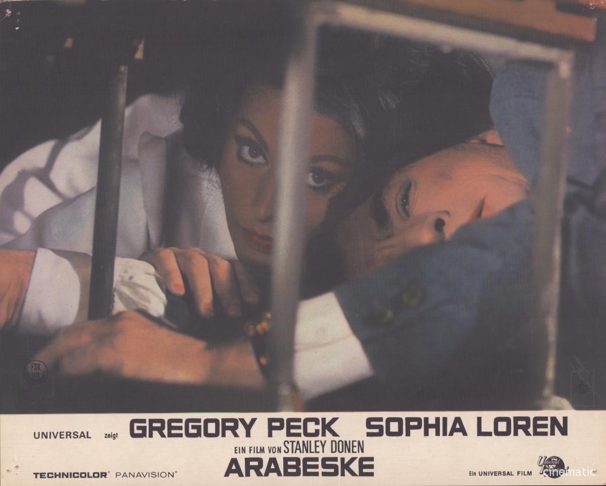 Arabeske (Gregory Peck, Sophia Loren) – Bild 3