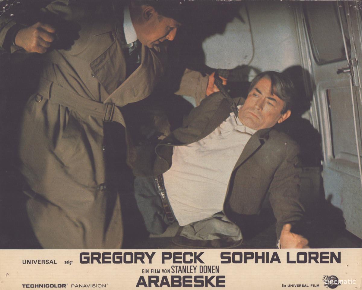 Arabeske (Gregory Peck, Sophia Loren) – Bild 6