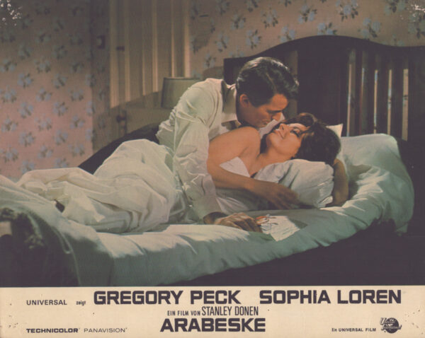 Arabeske (Gregory Peck, Sophia Loren) – Bild 17