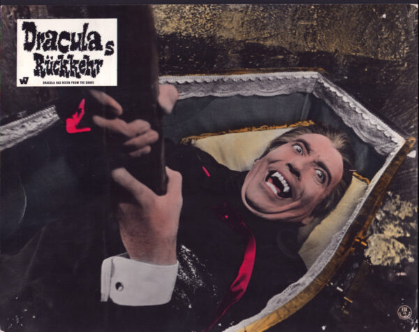 Draculas Rückkehr (Christopher Lee)