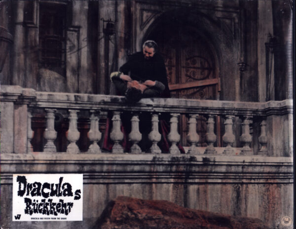 Draculas Rückkehr (Christopher Lee) – Bild 18