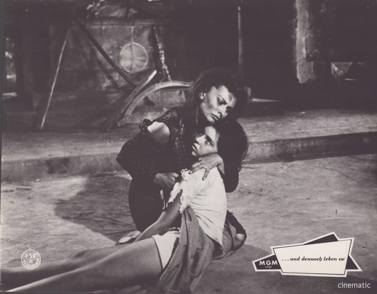 Und dennoch leben sie (Sophia Loren) – Bild 20