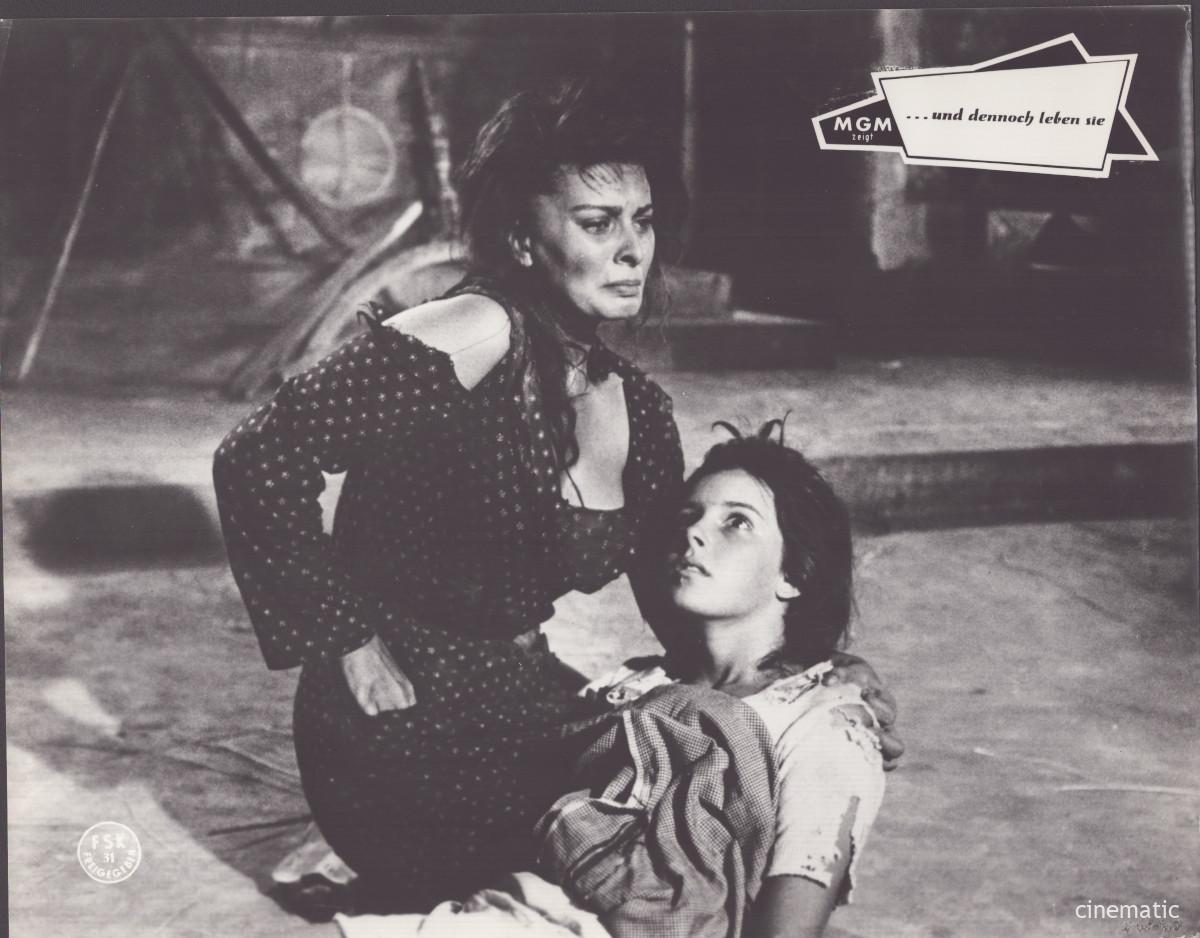 Und dennoch leben sie (Sophia Loren) – Bild 28