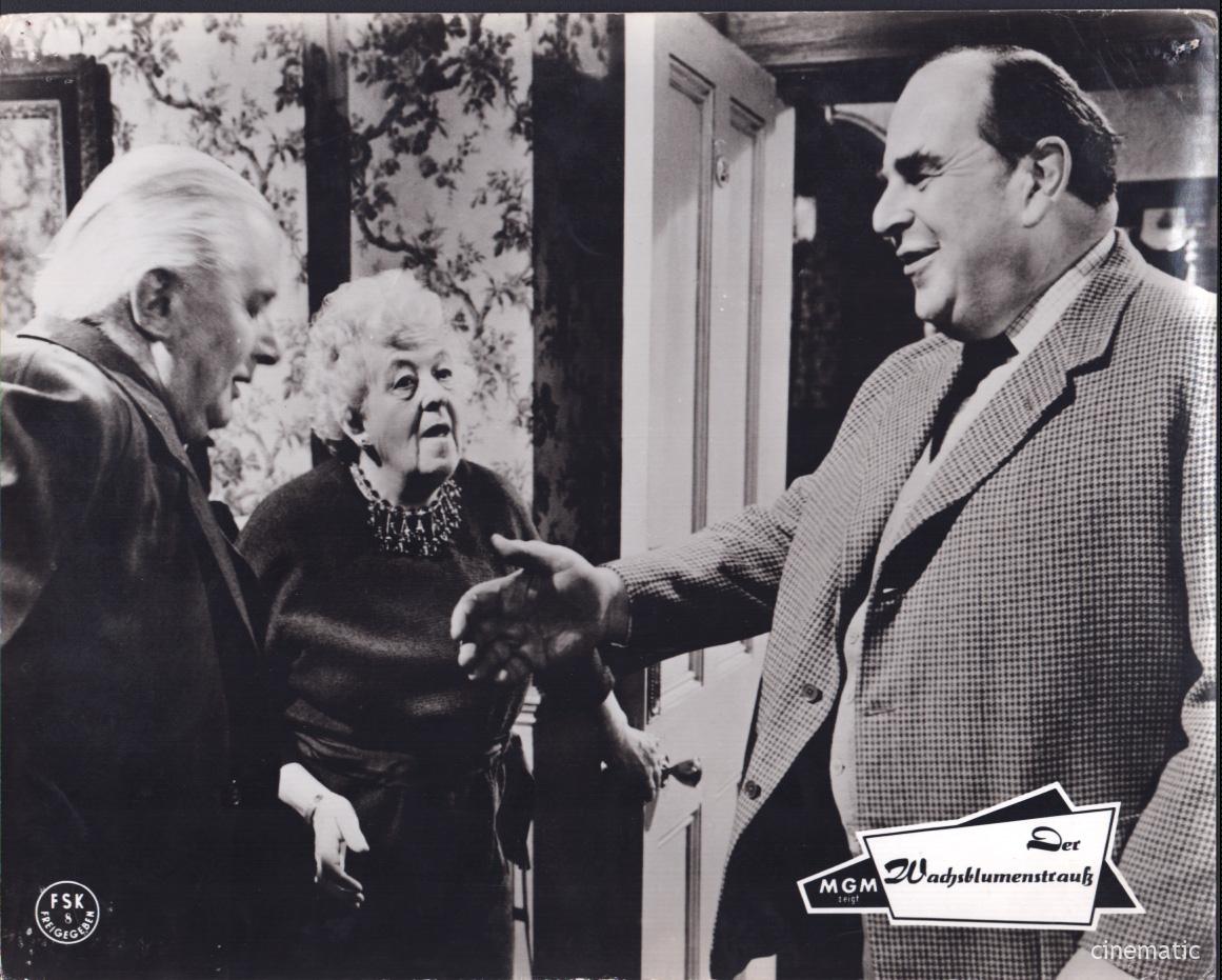 Wachsblumenstrauß, der (Margaret Rutherford) – Bild 7