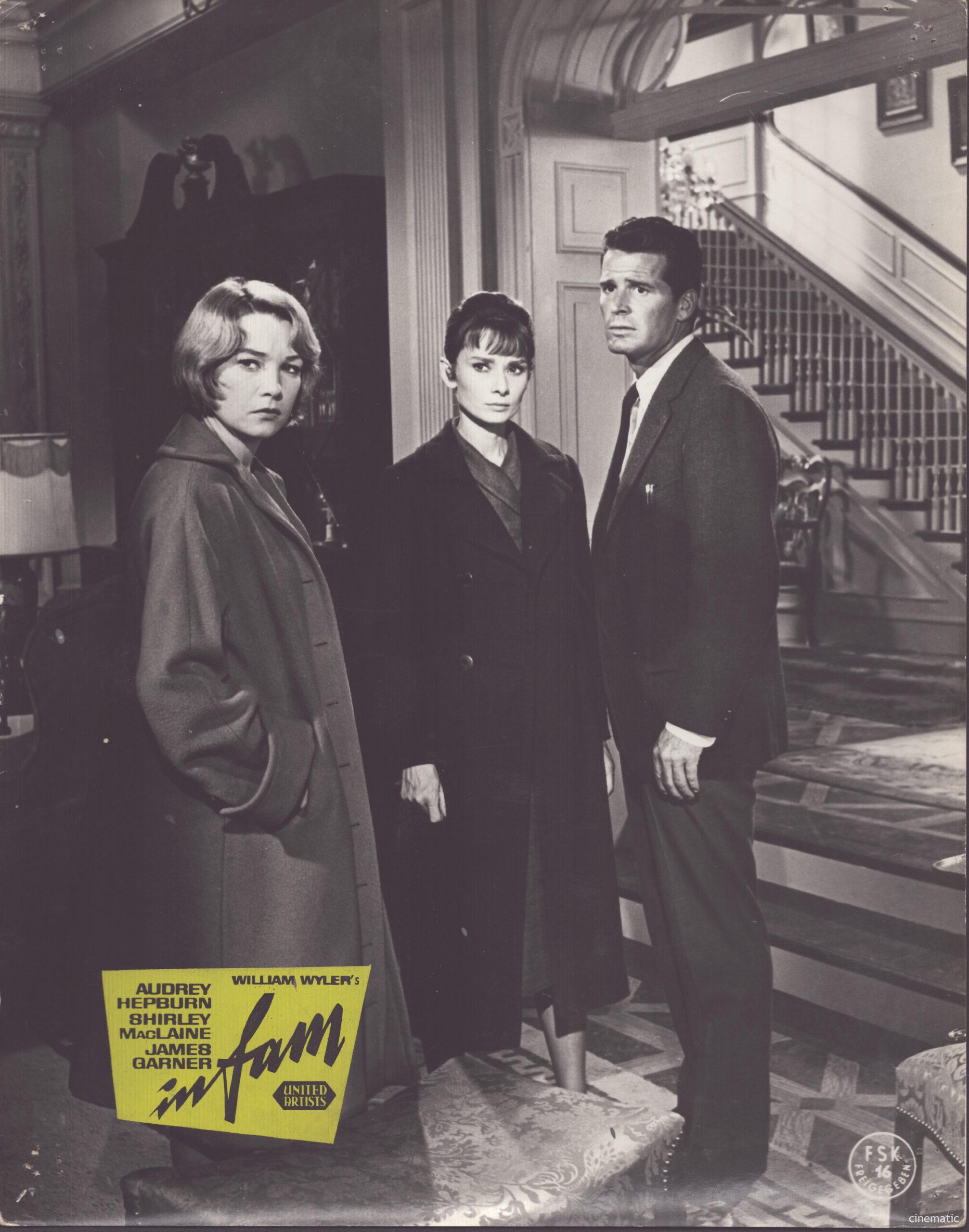 Infam (Audrey Hepburn, Shirley MacLaine) – Bild 17