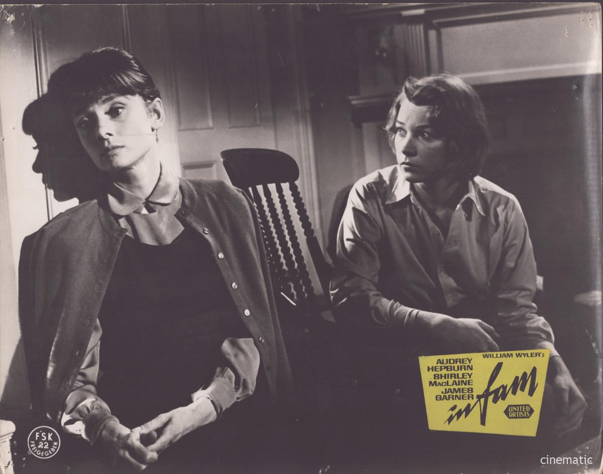 Infam (Audrey Hepburn, Shirley MacLaine) – Bild 23